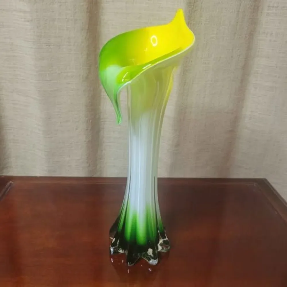 Jack in the Pulpit Calla Lilly Art Glass Vase
